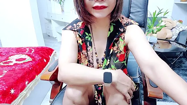 Miu-Le online show from May 2026 09:01:02 PM