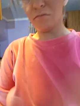  Kitti  online show from February 2026 06:02:02 PM