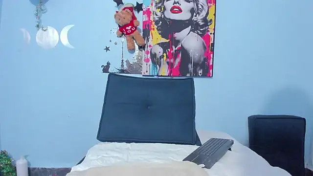  luna  sweet  online show from October 2025 01:57:01 AM