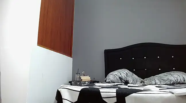 Emilia 1995 online show from March 2025 09:26:02 PM