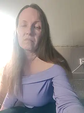 Snapshot of Evelina_cute chatting on January 2025 04:50:02 PM Evelina cute online show from January 2025 04:50:02 PM