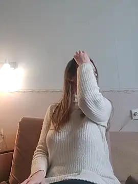 Snapshot of Evelina_cute chatting on March 2025 12:04:02 PM Evelina cute online show from March 2025 12:04:02 PM