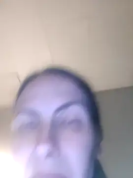 Snapshot of Evelina_cute chatting on September 2025 05:40:01 PM Evelina cute online show from September 2025 05:40:01 PM