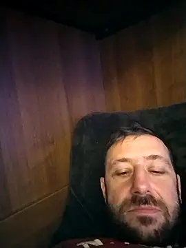 Snapshot of steolo84 chatting on November 2025 10:22:02 PM steolo84 online show from November 2025 10:22:02 PM