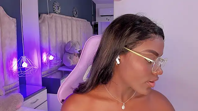 IsabellaBromsS online show from January 2025 11:59:02 PM