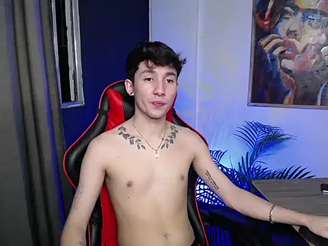 Snapshot of SebasstianGrand chatting on March 2025 12:26:01 AM SebasstianGrand online show from March 2025 12:26:01 AM