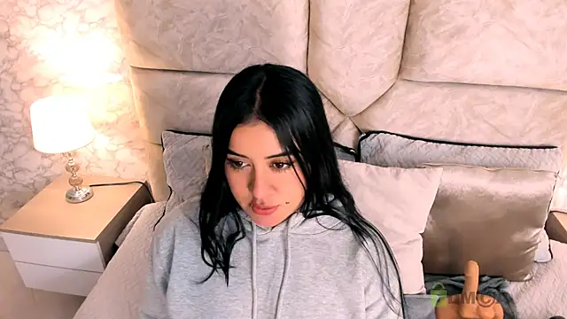 amatista  smith online show from February 2025 12:49:02 AM