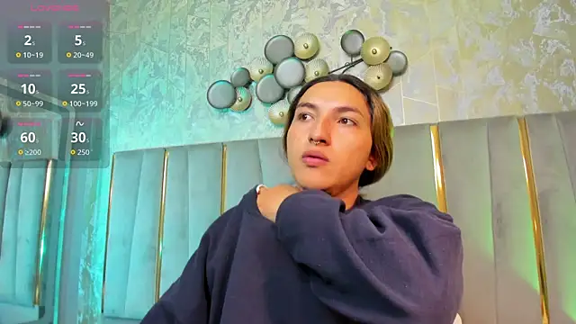 TomLondon  online show from February 2026 02:01:02 PM