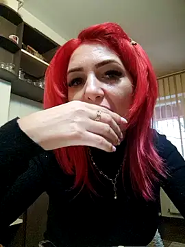 Evadesirex46 online show from December 2024 01:00:02 PM