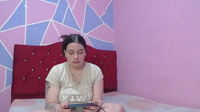 Snapshot of Lola_barbara chatting on April 2026 07:07:02 PM Lola barbara online show from April 2026 07:07:02 PM