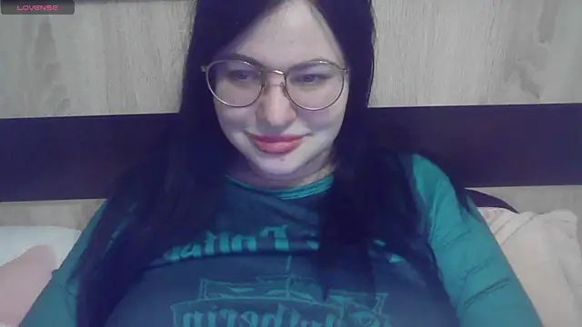 Snapshot of German_Eva chatting on November 2025 05:26:01 PM German Eva online show from November 2025 05:26:01 PM