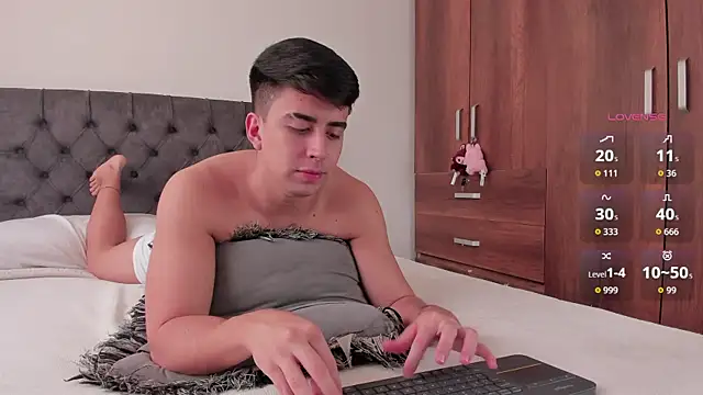 jordanmuskk online show from October 2025 06:19:02 PM