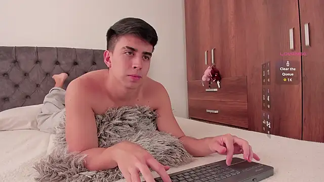 jordanmuskk online show from November 2025 04:11:02 PM