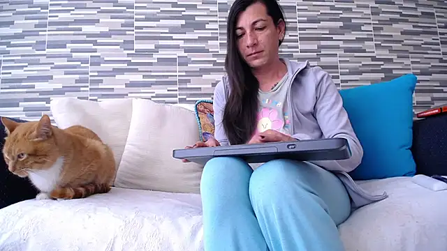 VioletaGomezCo online show from November 2025 12:07:01 PM