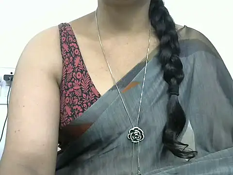 Snapshot of rashmika_reddy chatting on September 2025 05:33:02 AM rashmika reddy online show from September 2025 05:33:02 AM