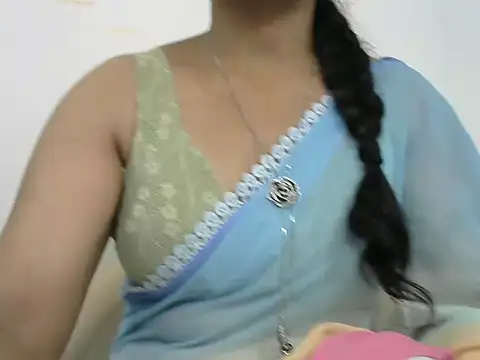 Snapshot of rashmika_reddy chatting on October 2025 05:31:02 PM rashmika reddy online show from October 2025 05:31:02 PM