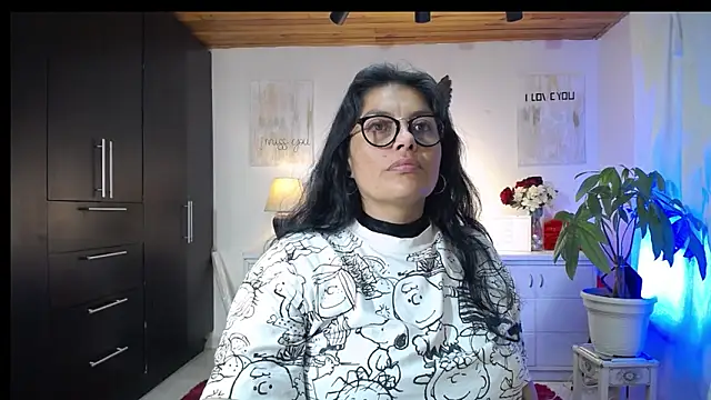 Lust Mom41 online show from September 2025 11:39:02 PM