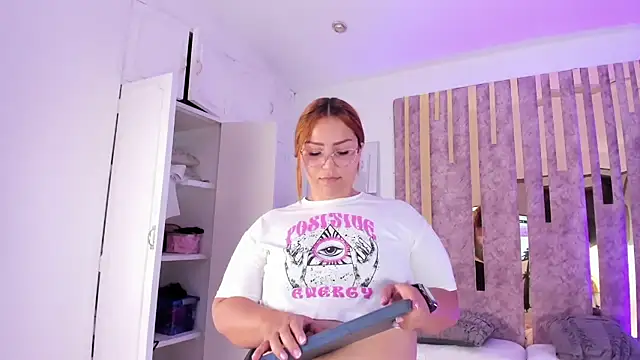 LeahxBarker online show from January 2025 11:24:01 PM