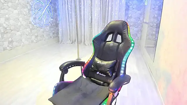 JessicaFamee online show from October 2025 09:34:01 PM