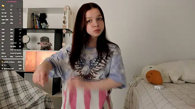 Snapshot of crystal_lilith chatting on March 2025 06:07:02 AM crystal lilith online show from March 2025 06:07:02 AM