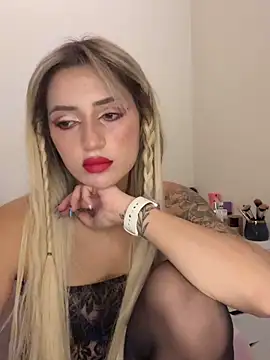 yaprakmericc online show from November 2025 05:51:02 PM