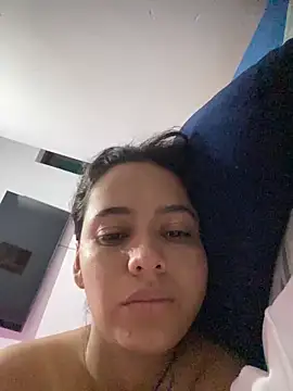 Snapshot of juliana_0796 chatting on June 2026 10:48:02 PM juliana 0796 online show from June 2026 10:48:02 PM