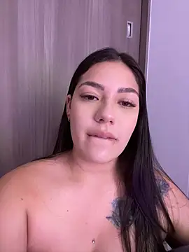 Latina vanessa online show from February 2025 11:25:02 PM