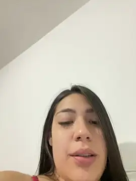 Latina vanessa online show from September 2025 01:20:02 AM