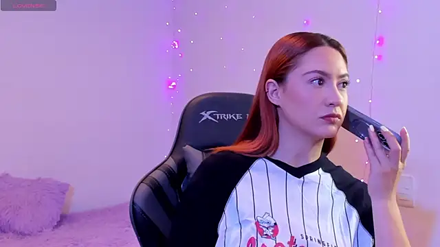 Amypond   online show from November 2025 11:54:01 AM