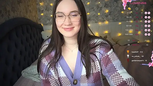 Snapshot of ChloeMillerMeow chatting on February 2025 07:52:02 PM ChloeMillerMeow online show from February 2025 07:52:02 PM
