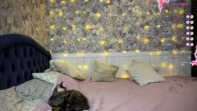 Snapshot of ChloeMillerMeow chatting on February 2025 04:42:02 PM ChloeMillerMeow online show from February 2025 04:42:02 PM