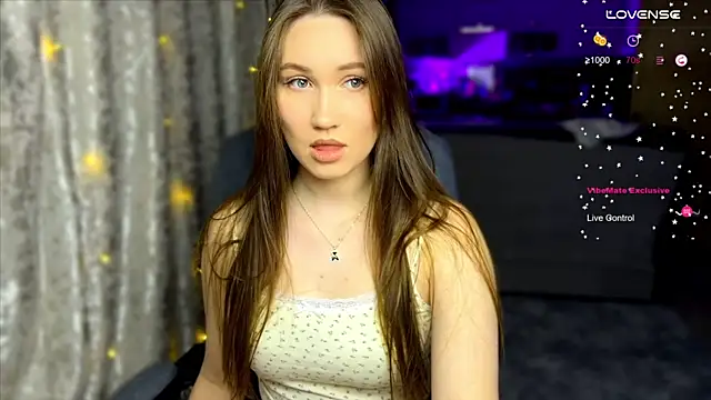 Snapshot of ChloeMillerMeow chatting on September 2025 07:04:02 PM ChloeMillerMeow online show from September 2025 07:04:02 PM