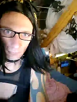 Snapshot of Xenia-Cosmo chatting on December 2024 04:19:01 AM Xenia-Cosmo online show from December 2024 04:19:01 AM