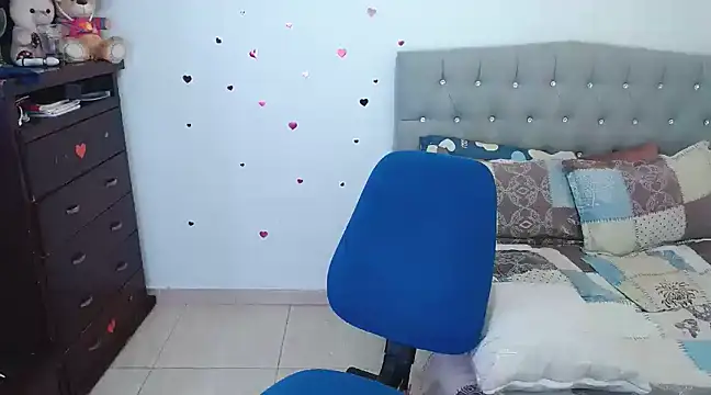 Georgina Copper online show from February 2025 02:37:01 PM