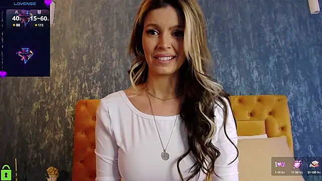 EvaDiamondXX online show from March 2025 01:30:01 PM