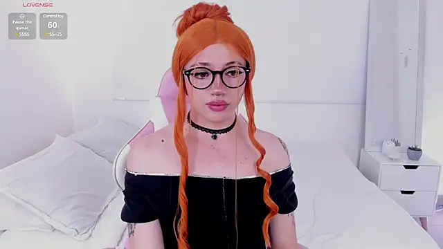 Snapshot of KloeKing__ chatting on January 2025 09:11:02 PM KloeKing   online show from January 2025 09:11:02 PM