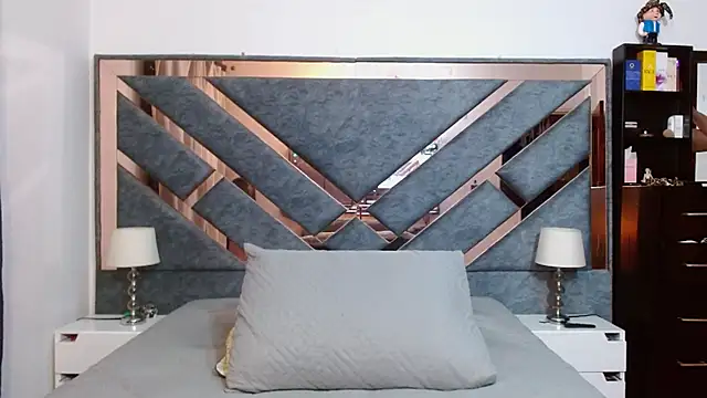 Snapshot of KarlaTesg chatting on October 2025 09:41:01 AM KarlaTesg online show from October 2025 09:41:01 AM