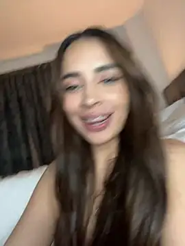 soy paulina online show from December 2024 07:56:02 AM