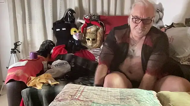 EroticVenetian online show from November 2025 07:07:01 AM