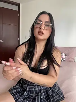 Snapshot of montmariana chatting on July 2026 04:53:02 PM montmariana online show from July 2026 04:53:02 PM