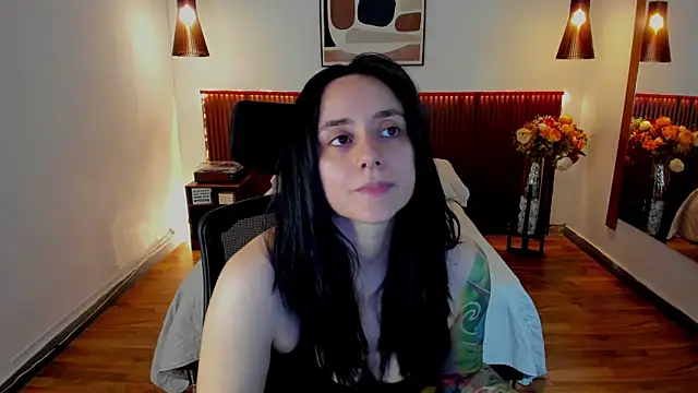 Snapshot of KatherineBond chatting on July 2026 05:15:02 PM KatherineBond online show from July 2026 05:15:02 PM