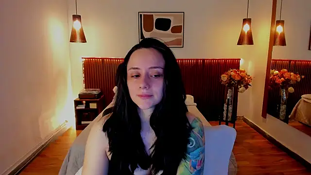 Snapshot of KatherineBond chatting on August 2026 05:06:01 PM KatherineBond online show from August 2026 05:06:01 PM