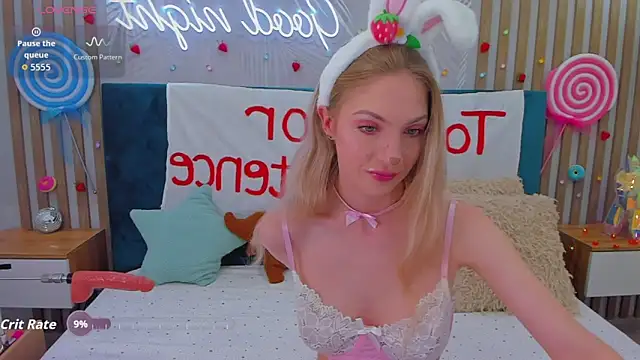 Emilly Hart online show from October 2025 03:17:02 AM