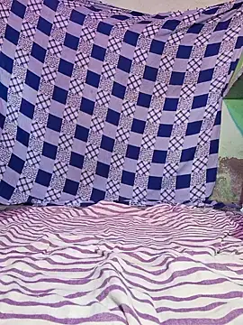 Priya Bong online show from September 2025 03:29:01 AM