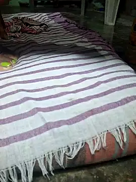 Priya Bong online show from October 2025 07:32:02 PM