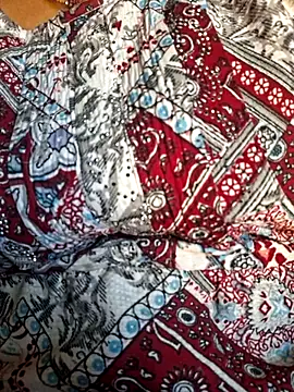 Priya Bong online show from February 2026 06:34:01 AM