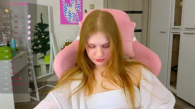 TrissMerigold9 online show from January 2026 09:30:02 PM