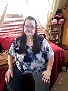 Snapshot of Bayou_Woman68 chatting on September 2025 08:54:02 PM Bayou Woman68 online show from September 2025 08:54:02 PM
