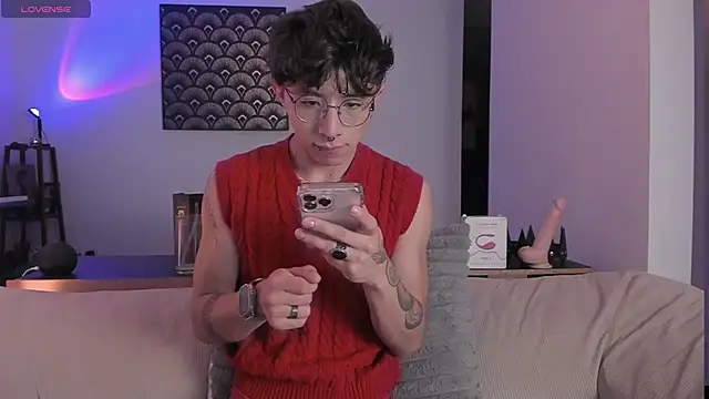 Snapshot of im__thomass chatting on December 2025 01:22:02 AM im thomass online show from December 2025 01:22:02 AM