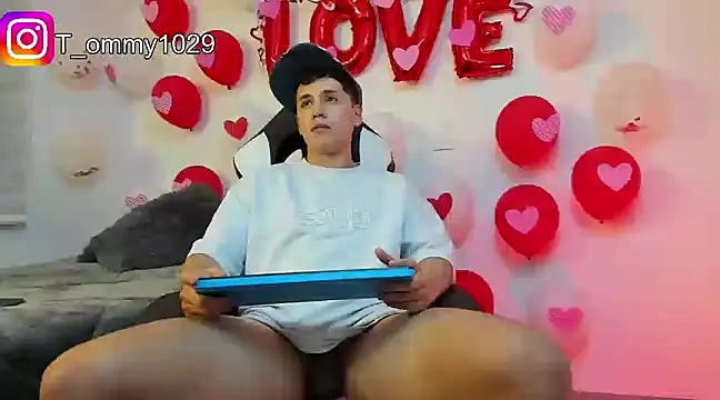 Snapshot of Tommy_Jos chatting on February 2025 07:37:02 AM Tommy Jos online show from February 2025 07:37:02 AM